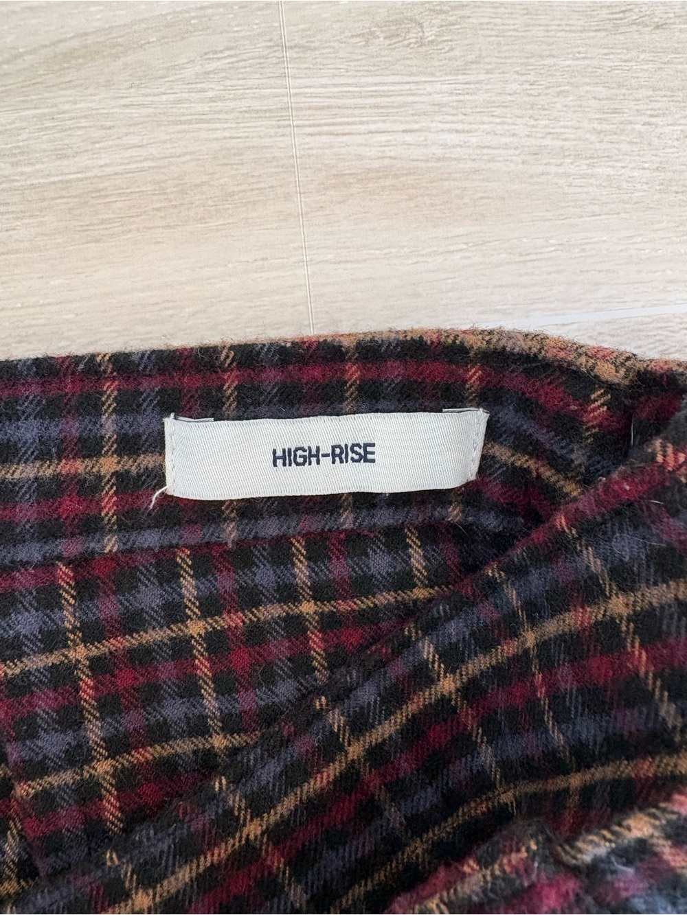 Hollister Plaid Mini Wrap Skirt Medium Back Zip EUC Dark Academia Collegiate - Picture 3 of 10